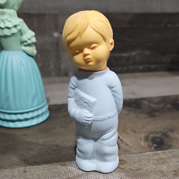 Vintage Avon Purfume Bottles- Multicolor - Picture 12 of 14